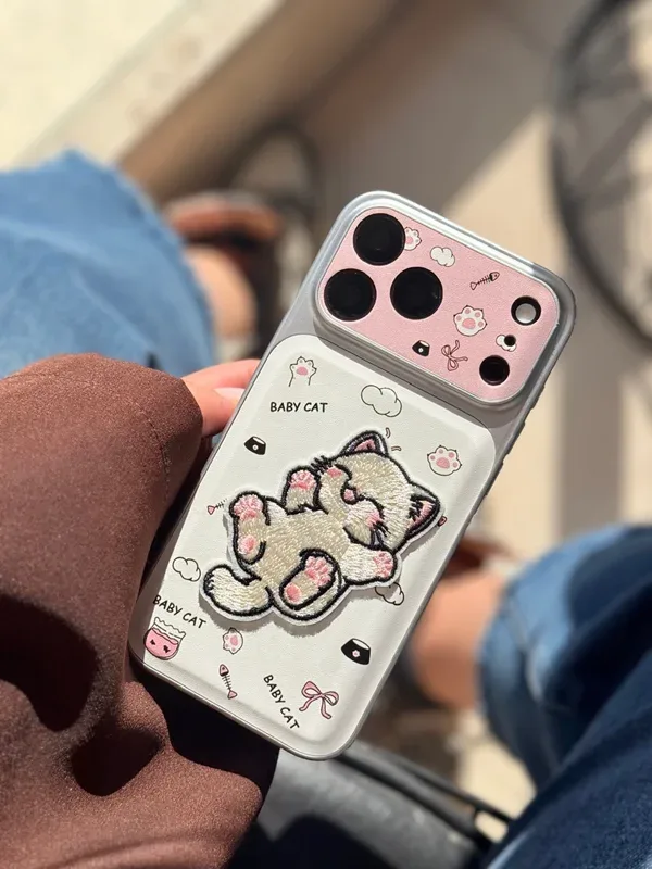 قاب بچه گربه لنز